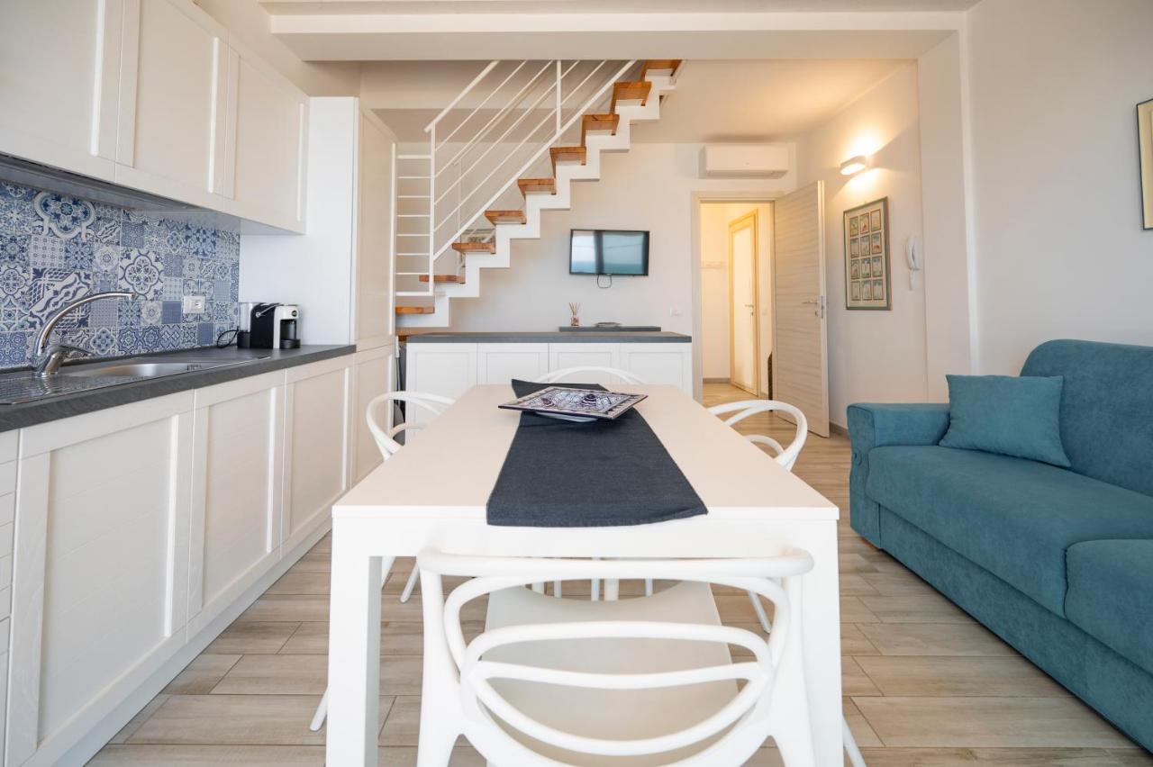 Luci Apartment Sea Beach อาโวลา ภายนอก รูปภาพ