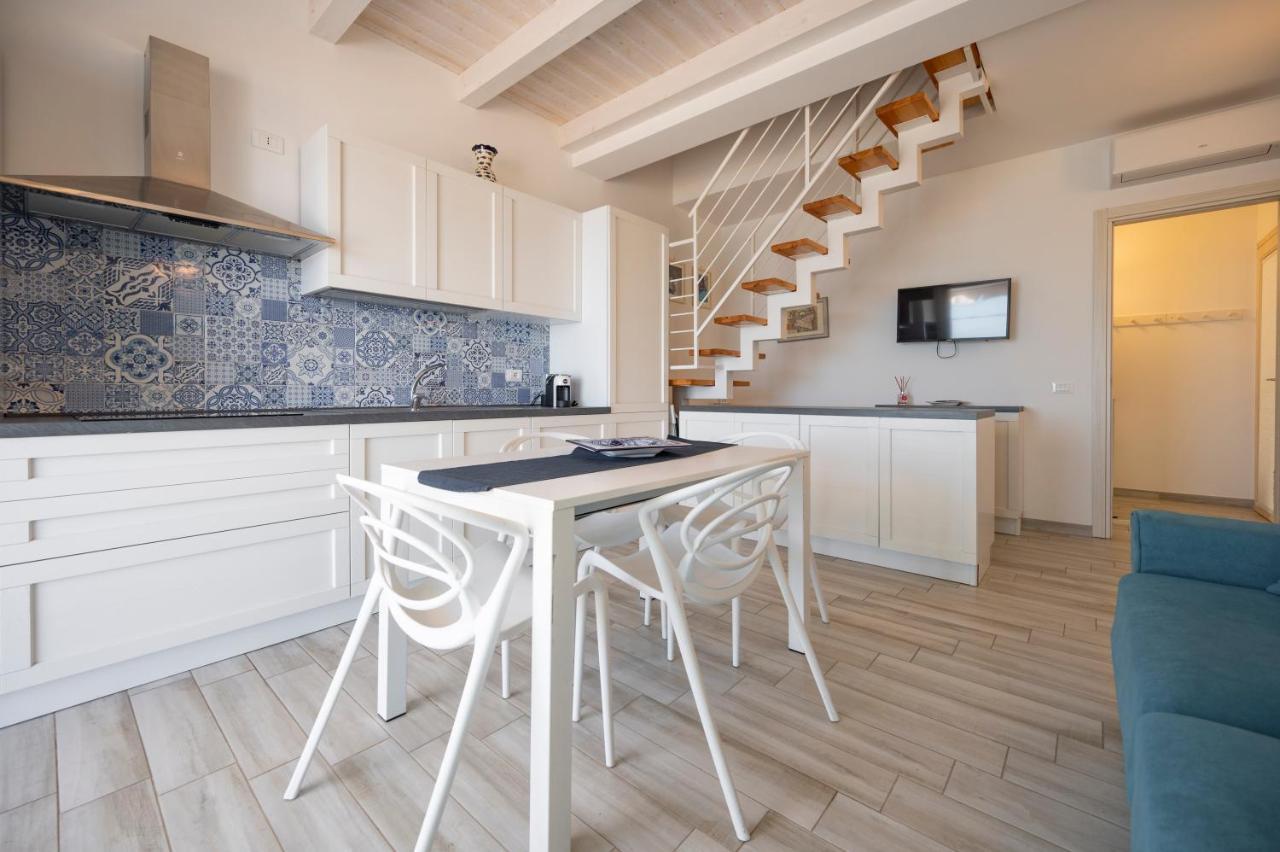 Luci Apartment Sea Beach อาโวลา ภายนอก รูปภาพ