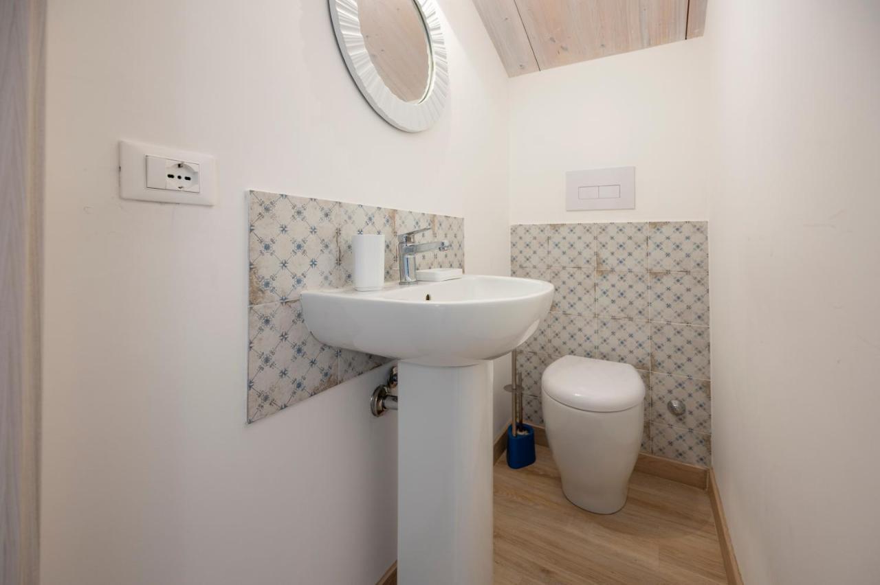 Luci Apartment Sea Beach อาโวลา ภายนอก รูปภาพ
